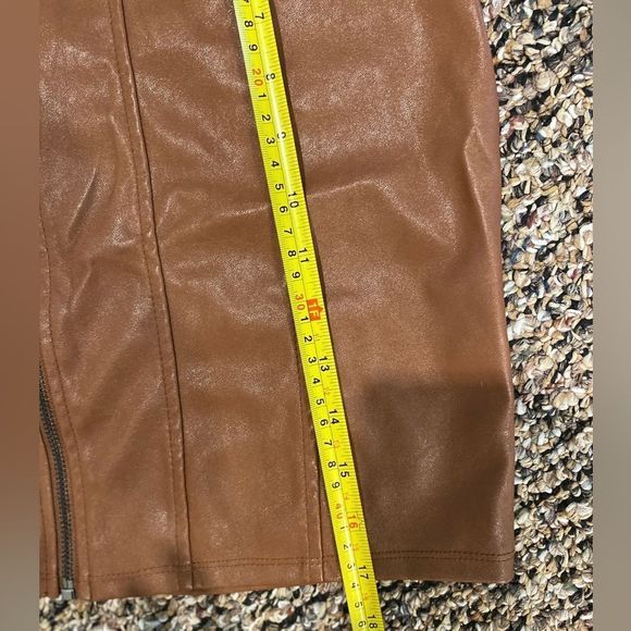 Brown Leather Skirt Set - Picture 8 of 8